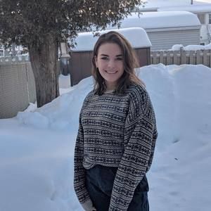 Meet your Posher, Joelle